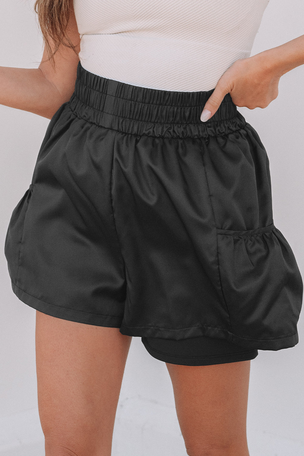 Maxine Elastic High Waist Pocketed Casual Shorts from Threaded Pear