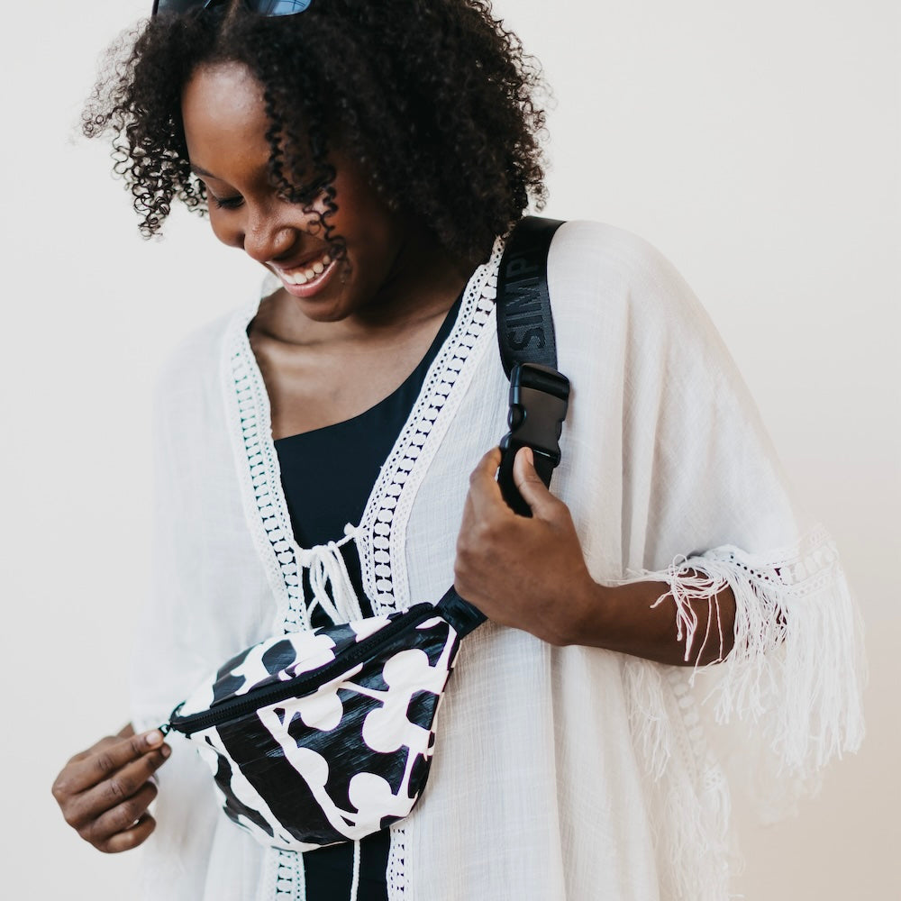 Kona Cove Tyvek Splashproof Bum Bag from Pretty Simple