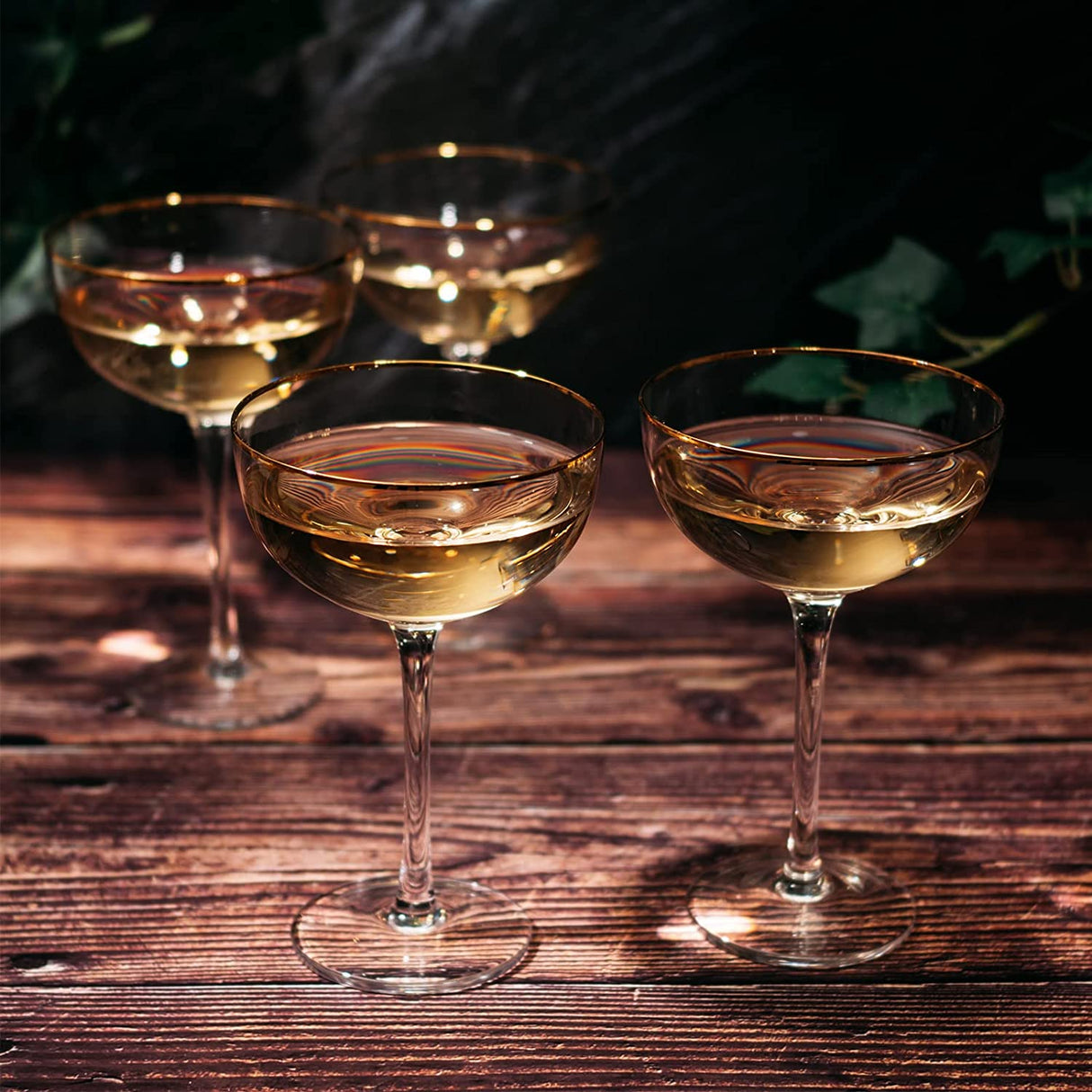 Vintage Crystal Champagne Coupe Gold Rim Glasses | Set of 4 | 7 oz, Gilded Rim Classic Cocktail Glassware - Martini, Manhattan, Cosmopolitan, Sidecar, Daiquiri | 1920s Style Saucer Goblets | Gift Box from The Wine Savant