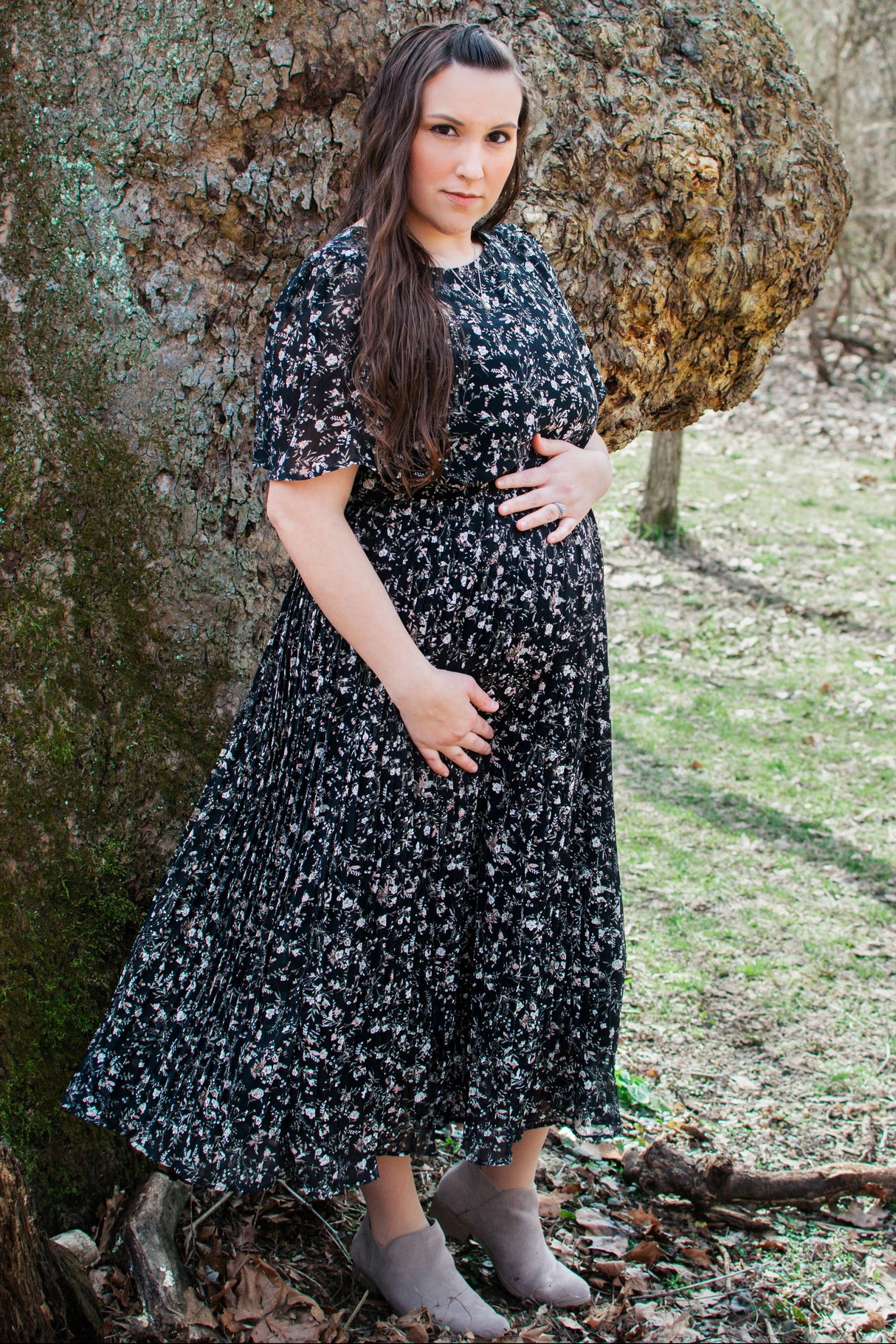 Black Floral Pleated Short Sleeve Chiffon Maternity Midi Dress from PinkBlush