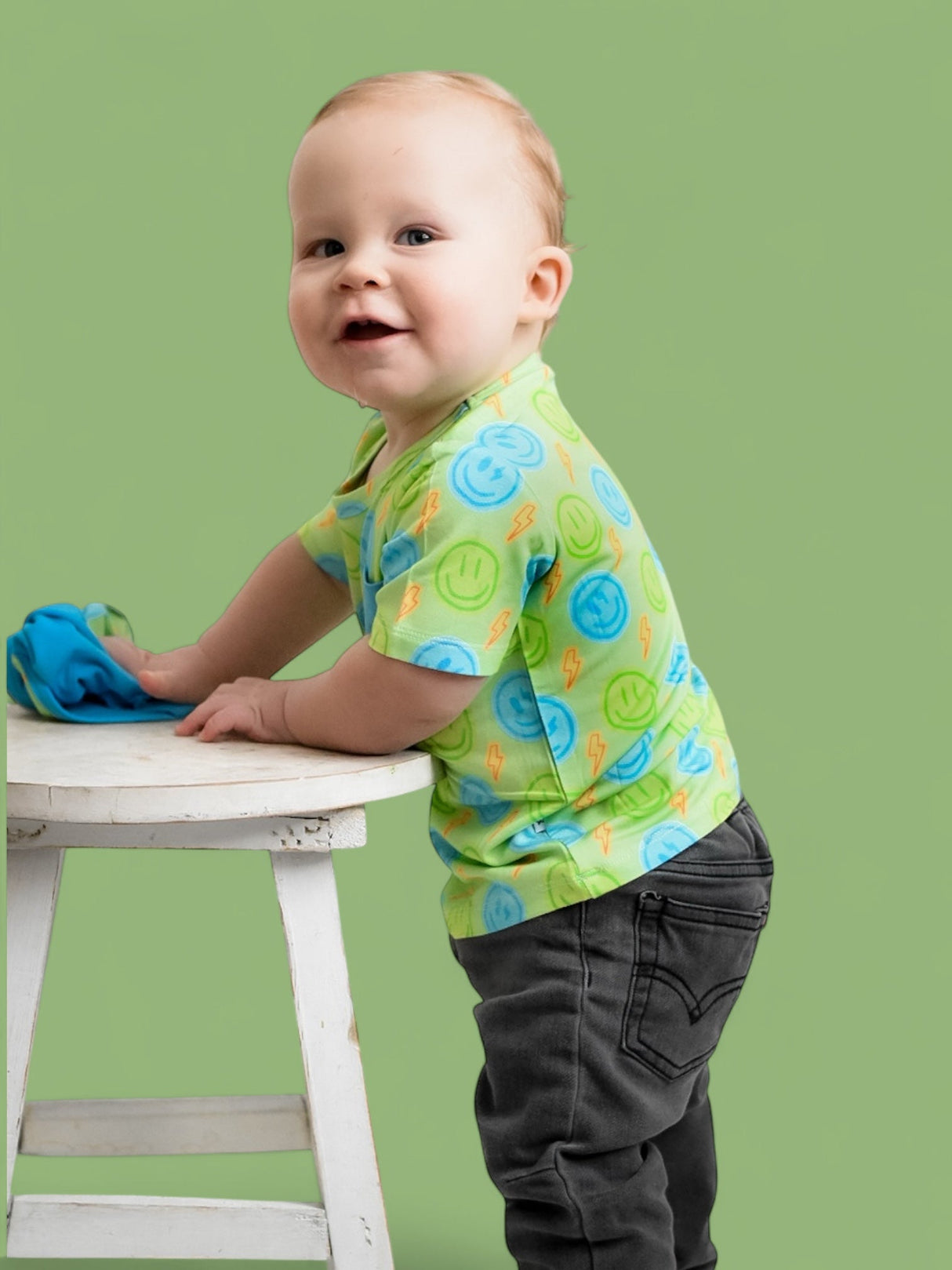 NEON SMILES DREAM POCKET TEE from DREAM BIG LITTLE CO