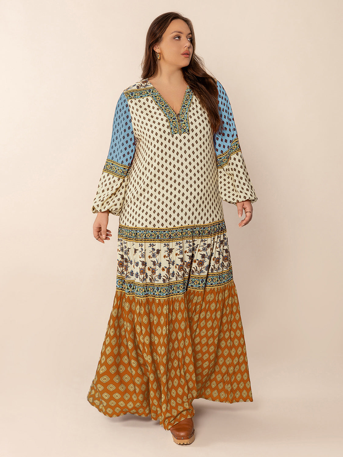 Plus Size Printed V-Neck Balloon Sleeve Maxi Dress from Enfance-Heureuse