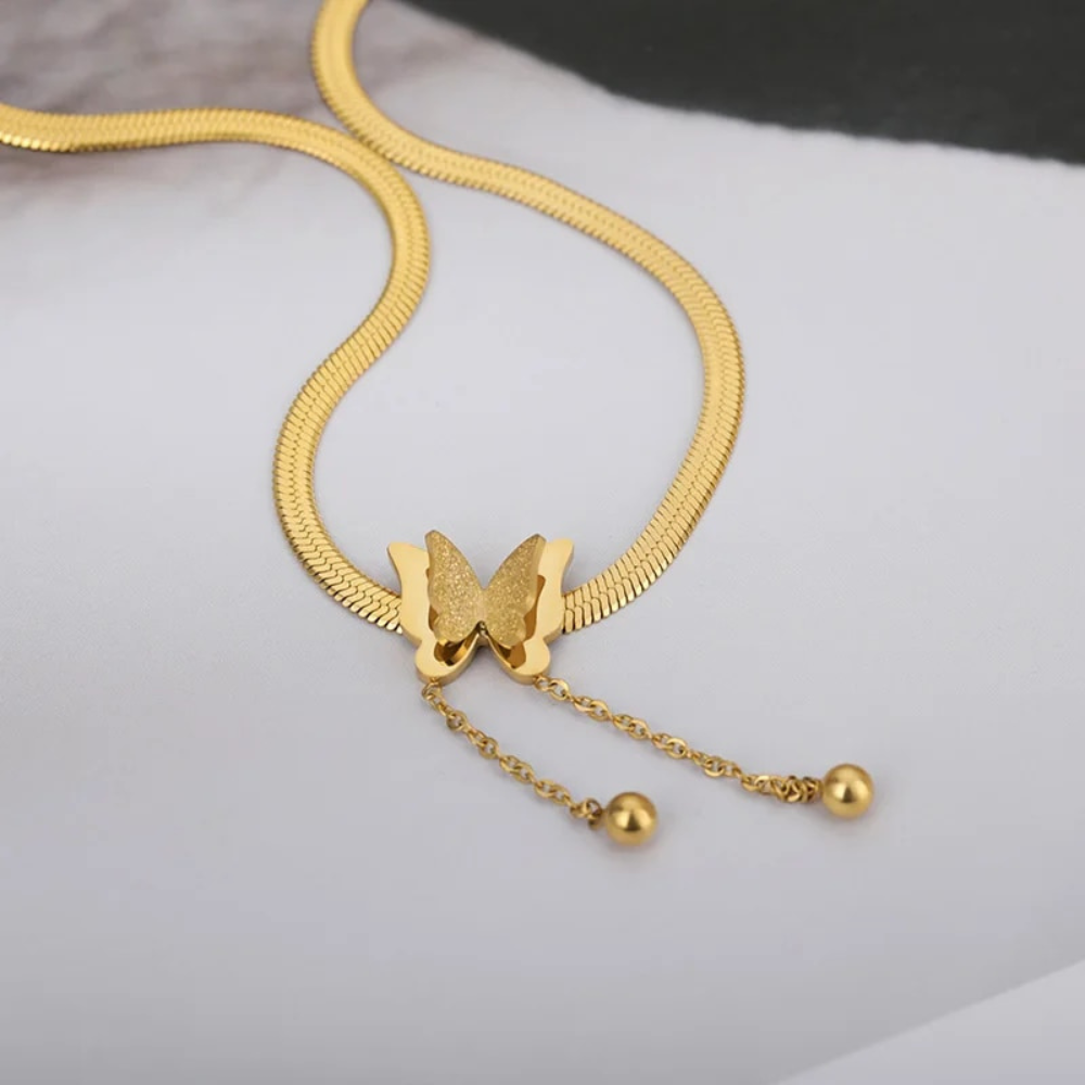 BUTTERFLY CHARM NECKLACE from Ashlen
