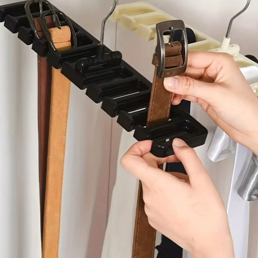 Hanging Belt Organizer from Moderny