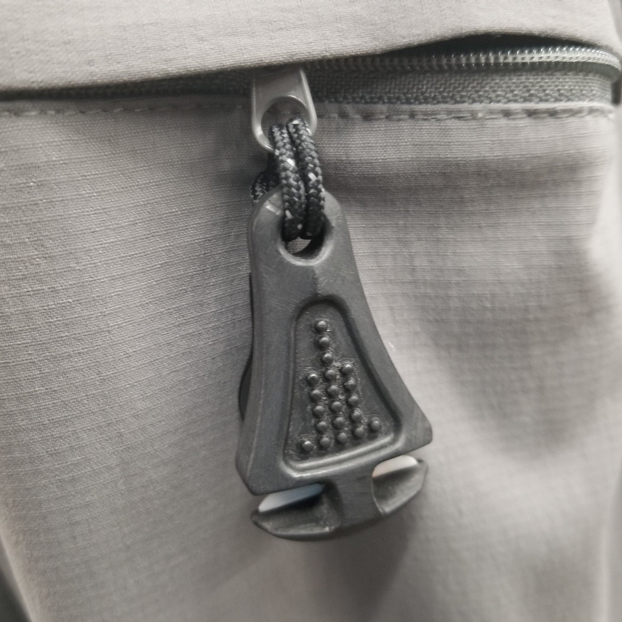 Line Cutterz Ceramic Blade Zipper Pull - Glow-in-the-Dark from Line Cutterz