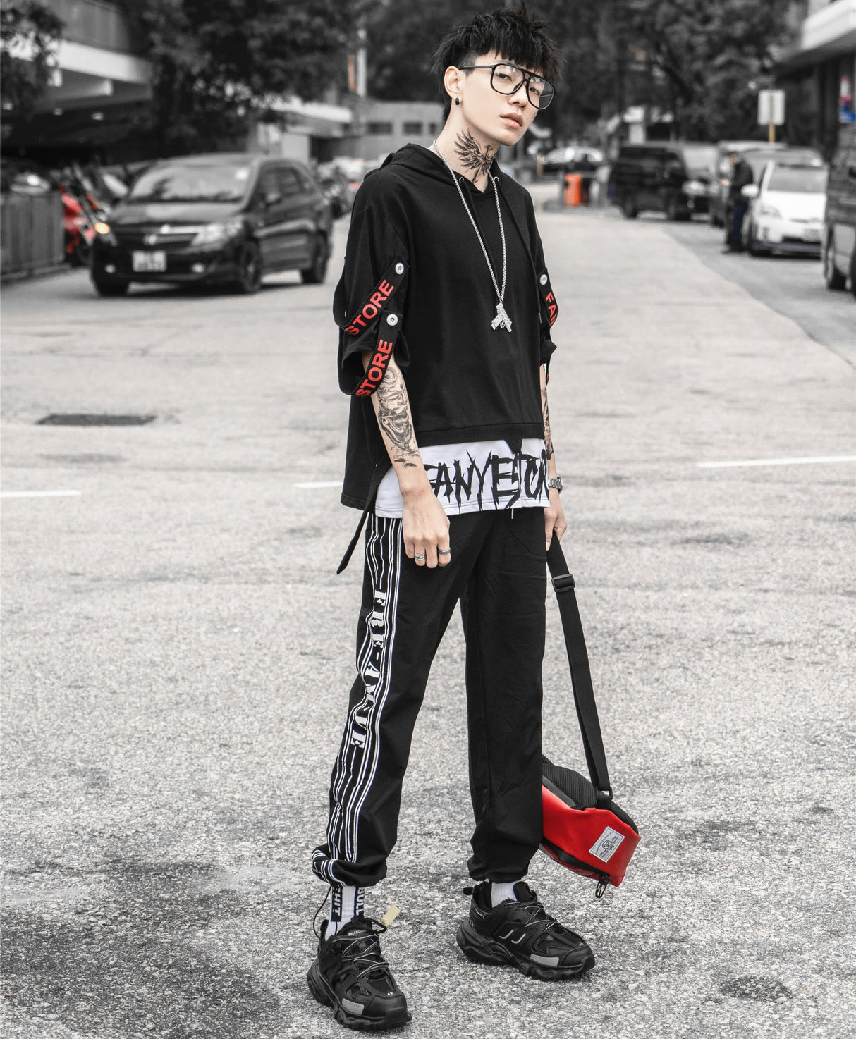 Black Solo Movement Short Sleeves Hoodie from Niepce Inc