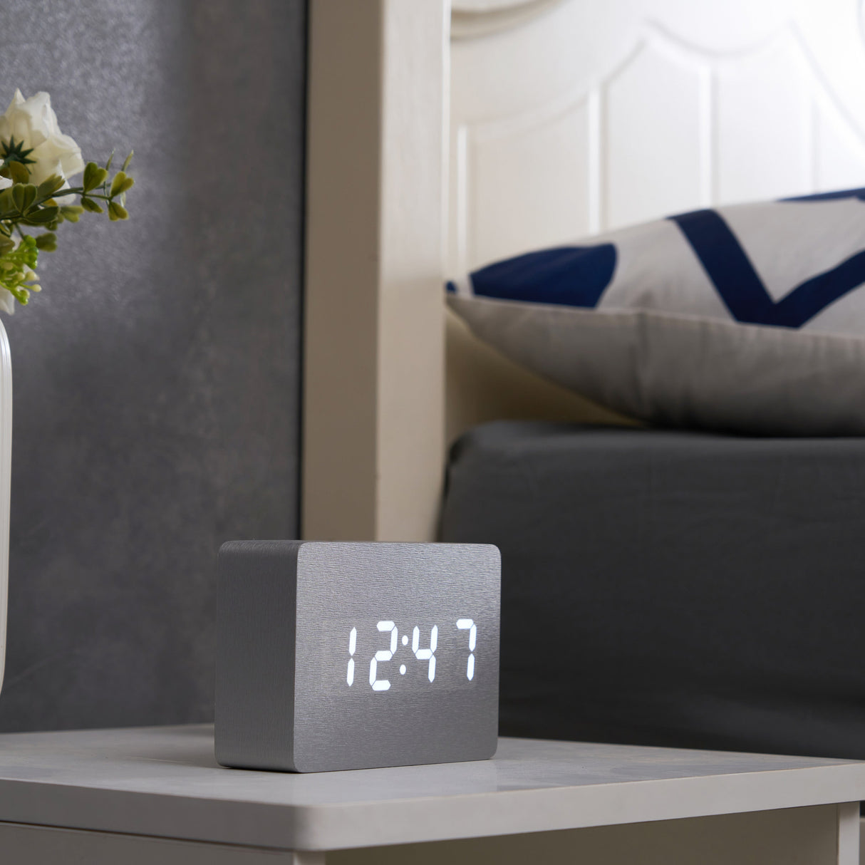 Kutia Brick Click Clock from Uber Appliance