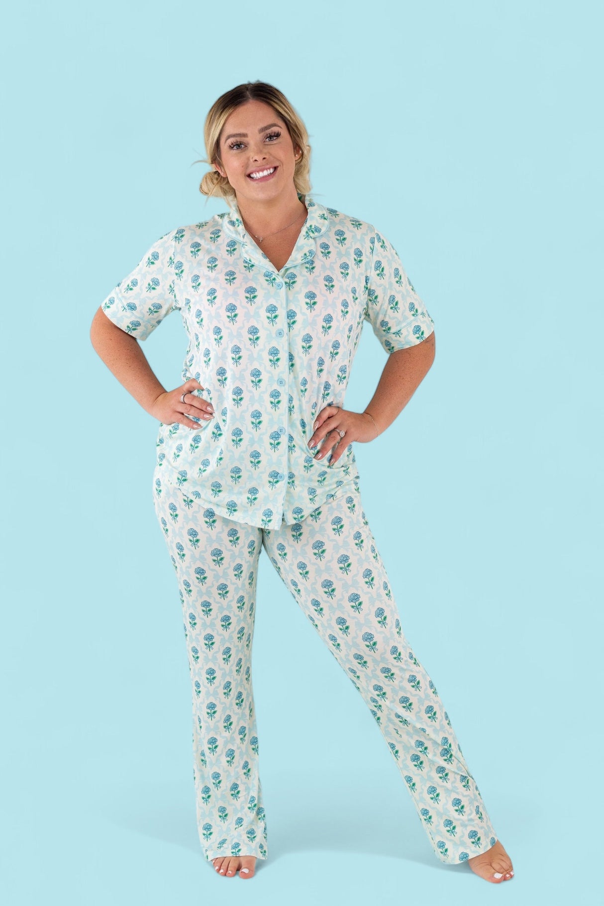 BLUE RIBBON BLOOMS WOMEN’S RELAXED FLARE DREAM SET from DREAM BIG LITTLE CO