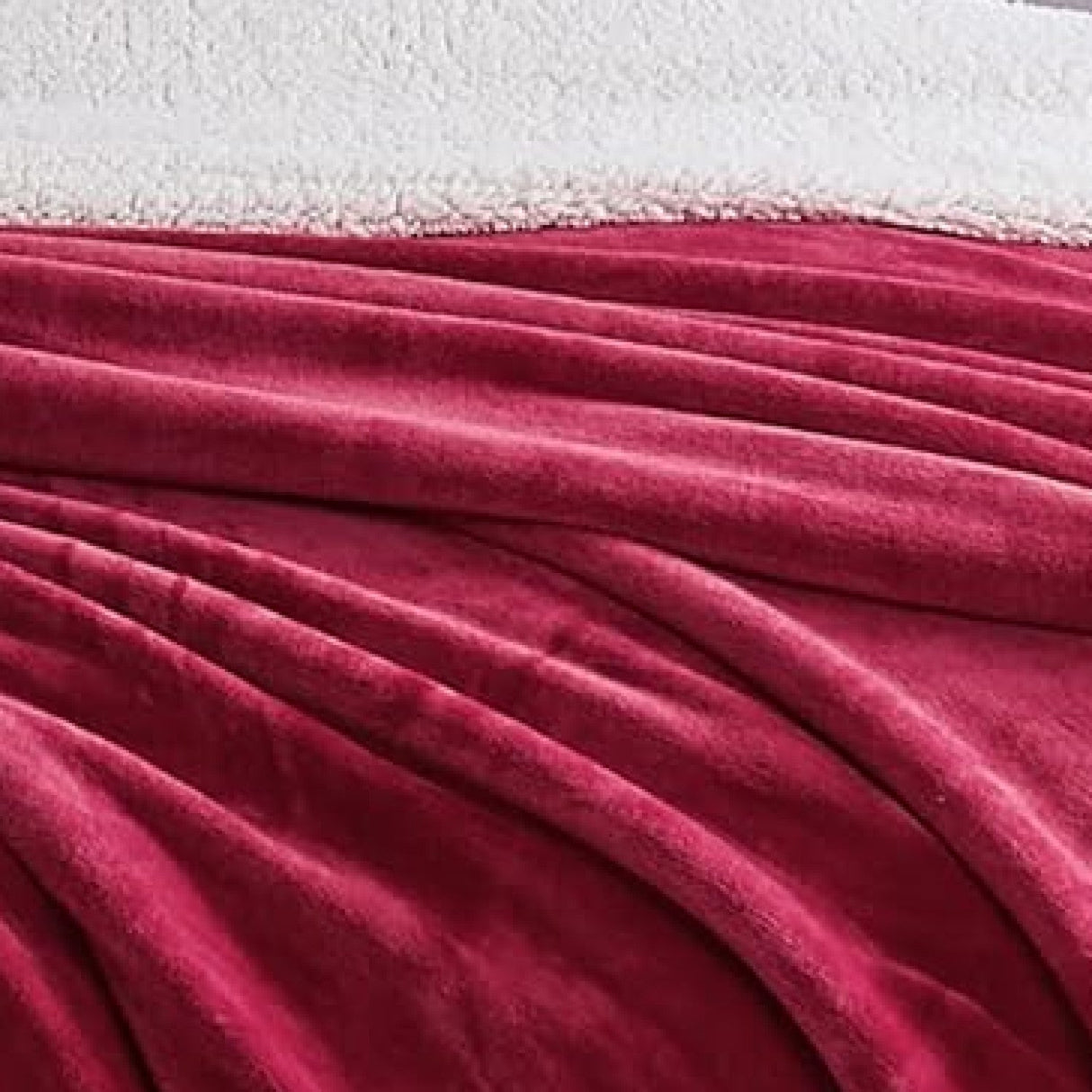 Tache Holiday Red Microfleece with Sherpa Back Throw Blanket (HRDMF) from Tache Home Fashion