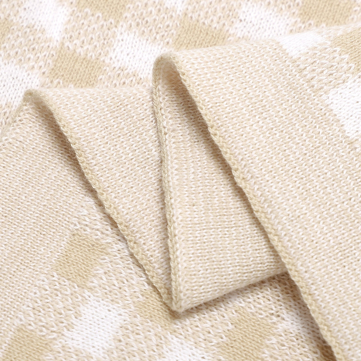 Checkered Knit Baby Blanket from Bleu La La
