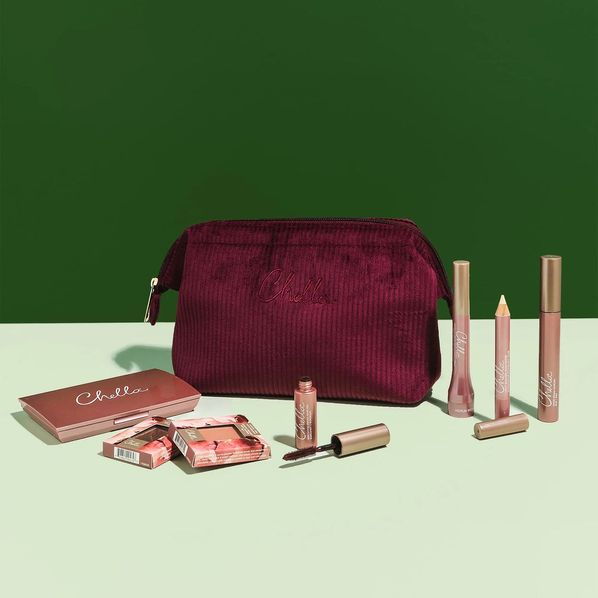 deluxe makeup bag from Chella