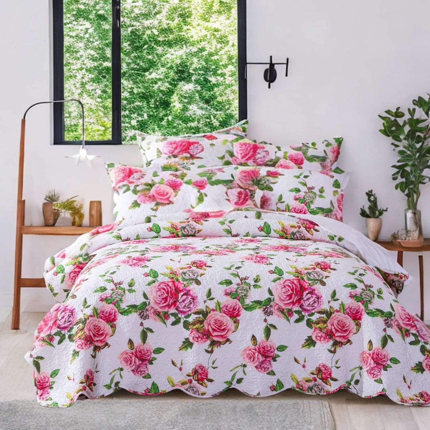 DaDa Bedding Romantic Roses Lovely Spring Pink Floral Quilted Scalloped Bedspread Set (JHW879) from DaDalogy Bedding Collection