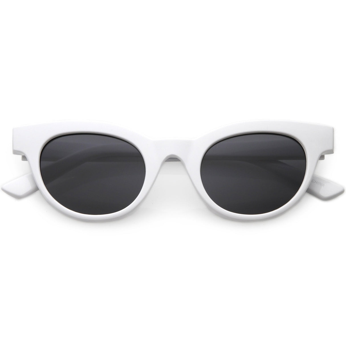 Women's Retro Horned Rim Cat Eye Narrow Flat Lens Sunglasses C514 from zeroUV