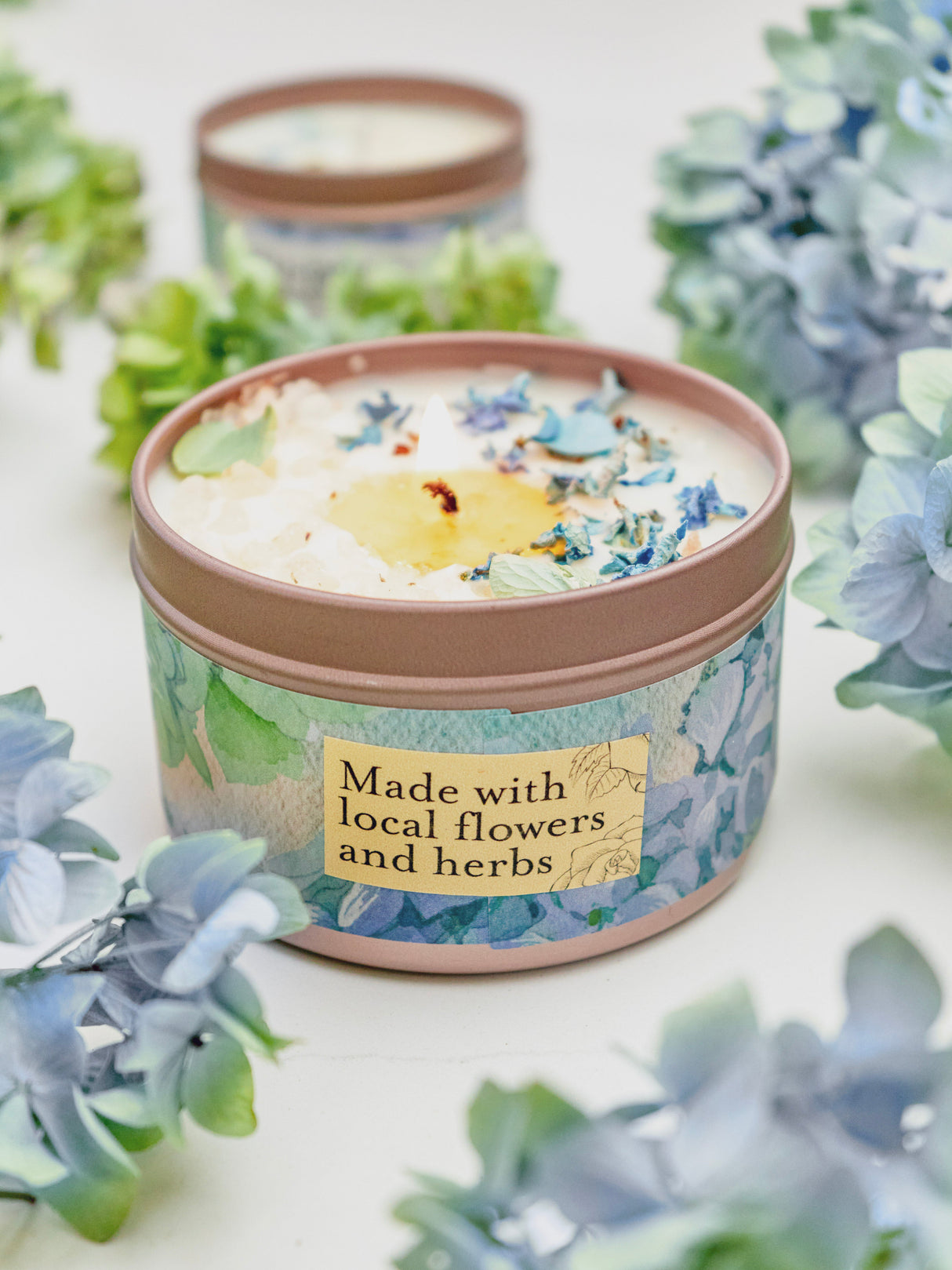 BY THE SEA Hydrangea Sea Salt Candle from Ash & Rose