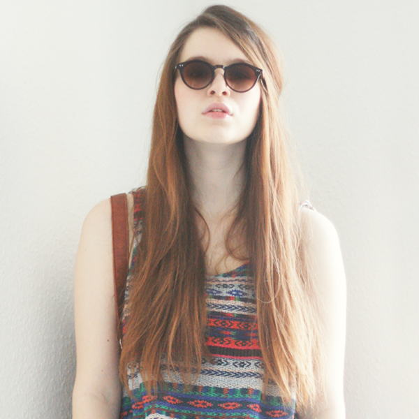 Vintage Inspired Key Hole Round Spectacles P3 Sunglasses 7055 from zeroUV