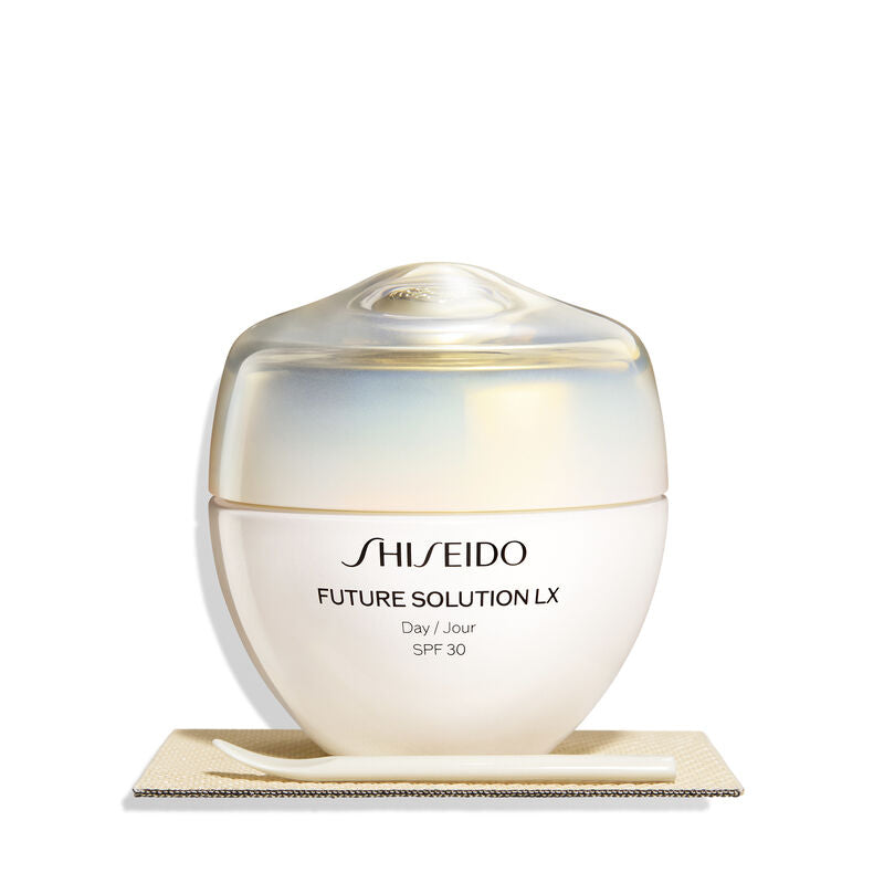 Future Solution LX Total Protective Cream SPF 30 from KoKo Shiseido Beauté