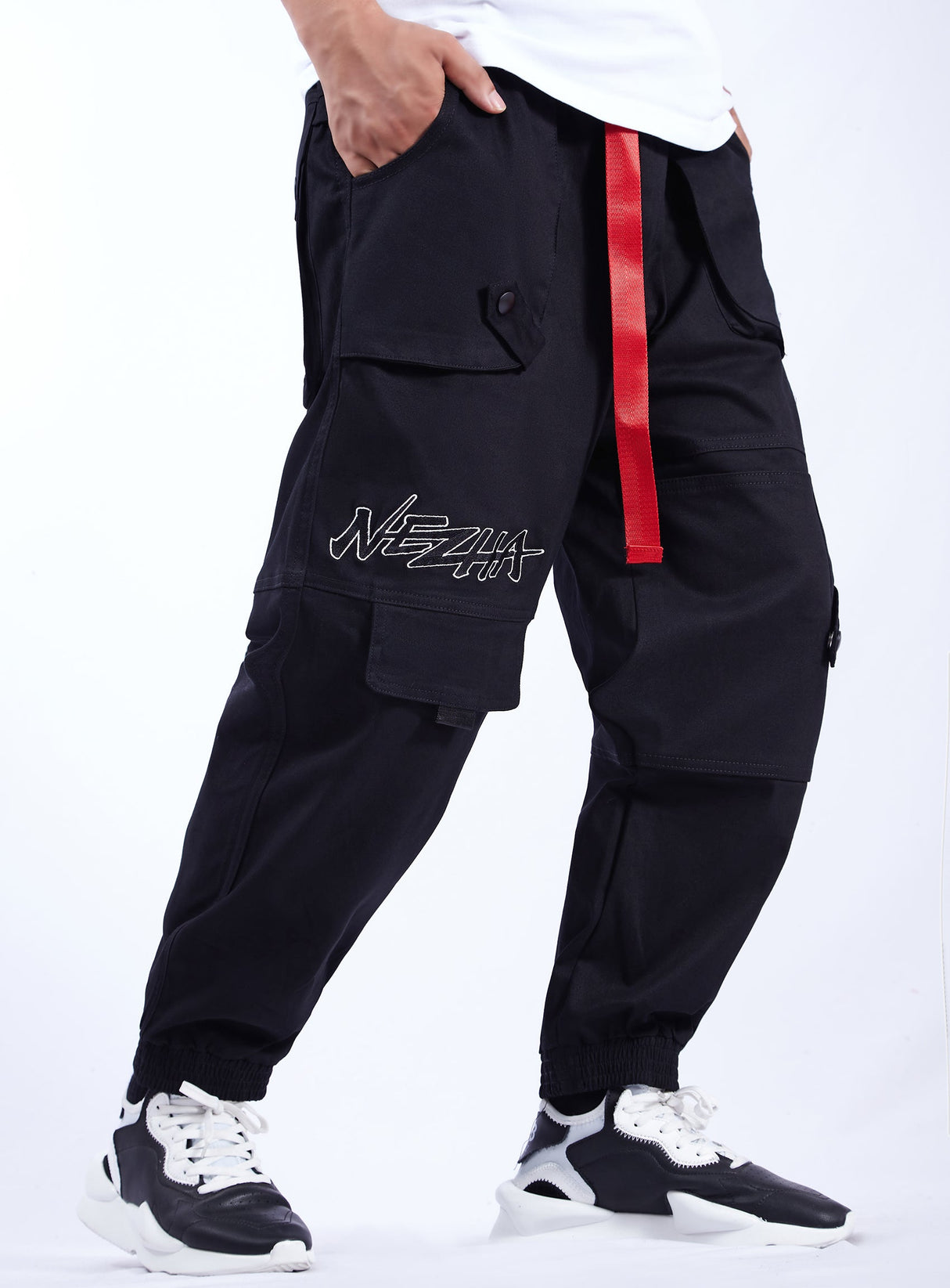 IBP332 Yin Yang Black Cargo Pants from Niepce Inc