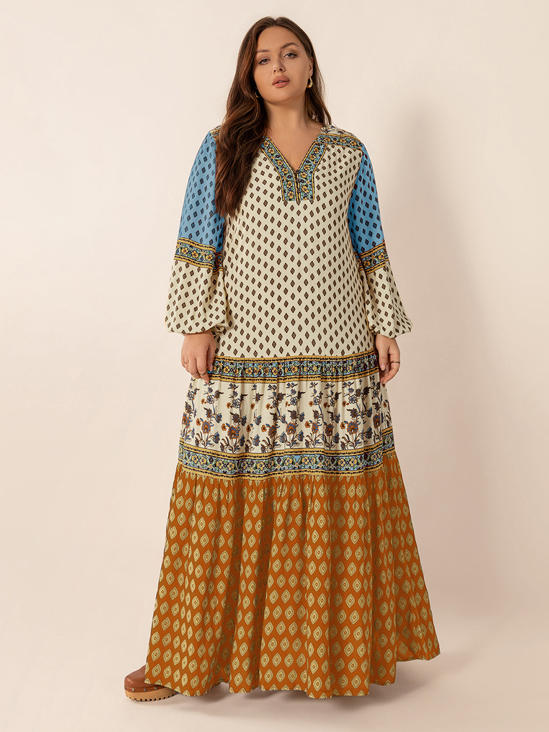 Plus Size Printed V-Neck Balloon Sleeve Maxi Dress from Enfance-Heureuse