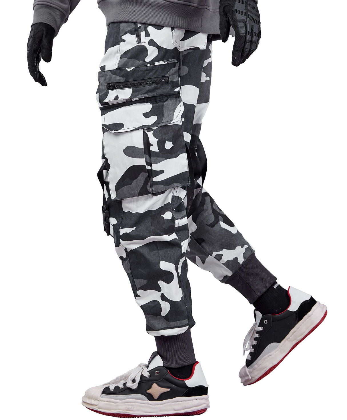 IBP1828 Noble Cargo Pants from Niepce Inc