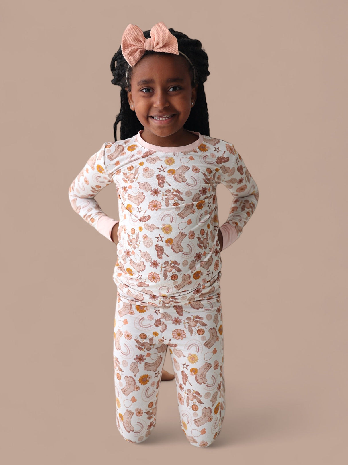 FLOWERS AND BOOTS DREAM SET from DREAM BIG LITTLE CO