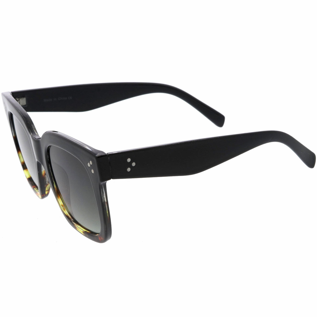 Bold Oversize Square Horned Rim Flat Lens Sunglasses A252 from zeroUV