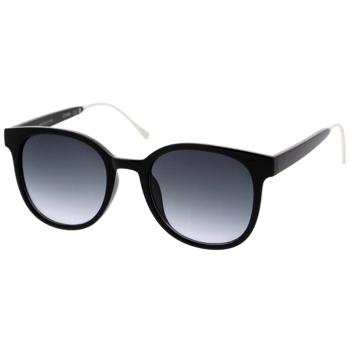 Casual Metal Temple Square Lens Horn Rimmed Sunglasses A750 from zeroUV