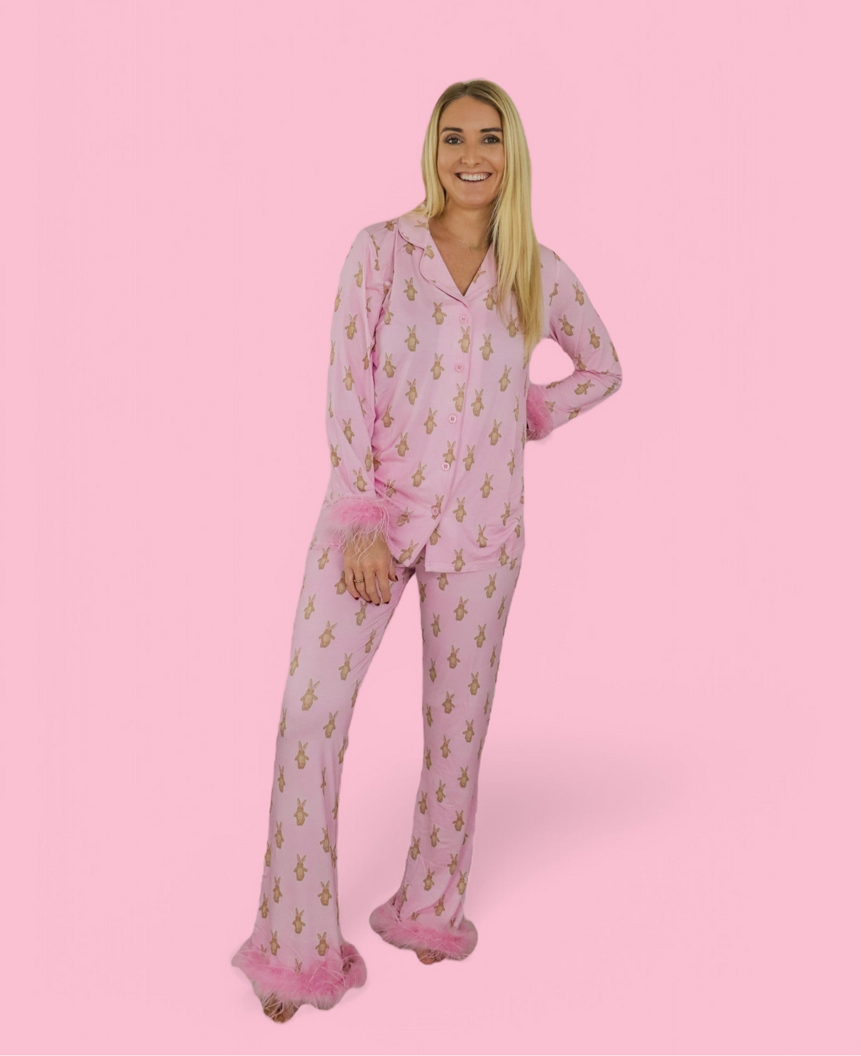 BLUSHIN' BUNNIES WOMEN'S FEATHER DREAM SET from DREAM BIG LITTLE CO