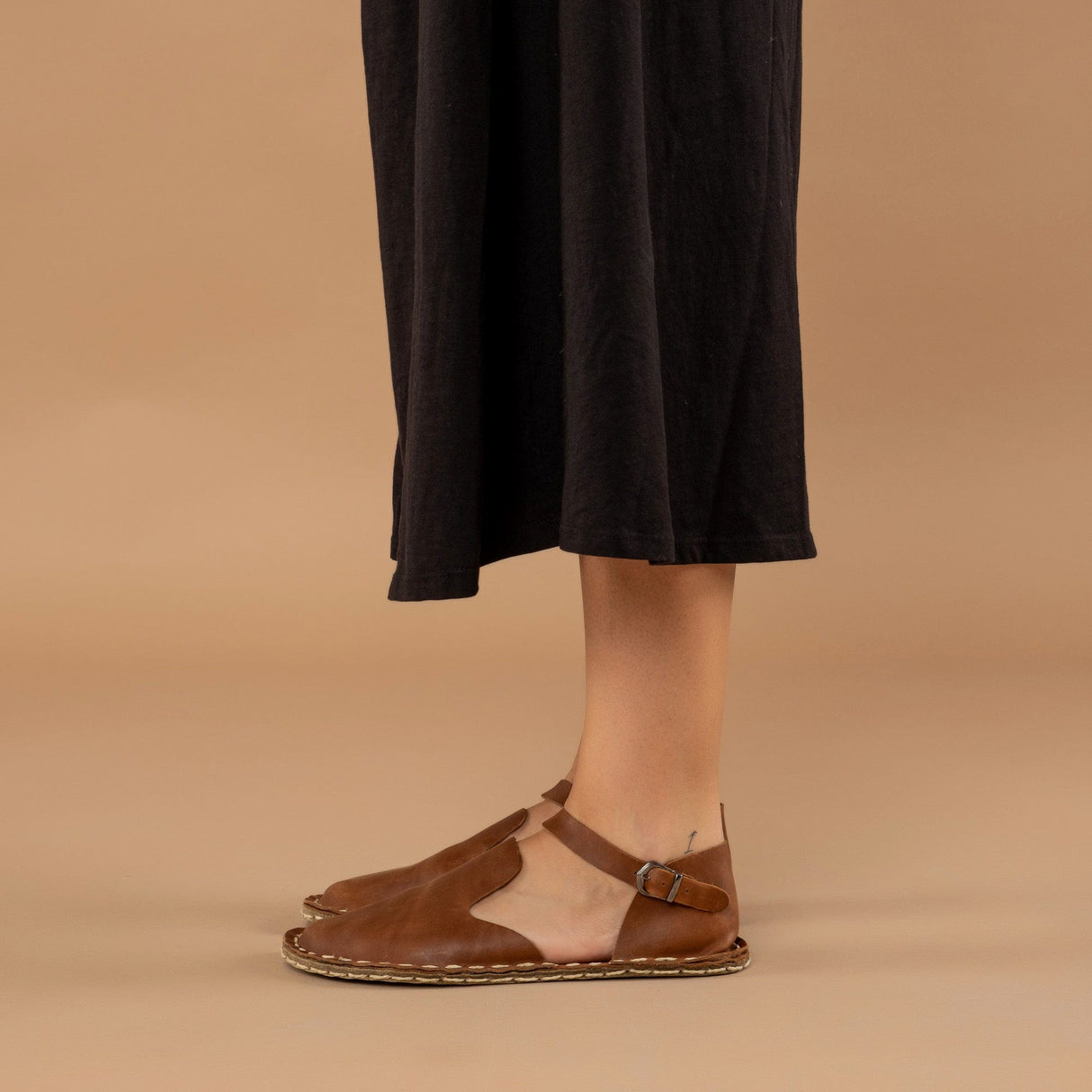 Lion Closed Toe Barefoot Sandals from Atlantis Handmade Shoes