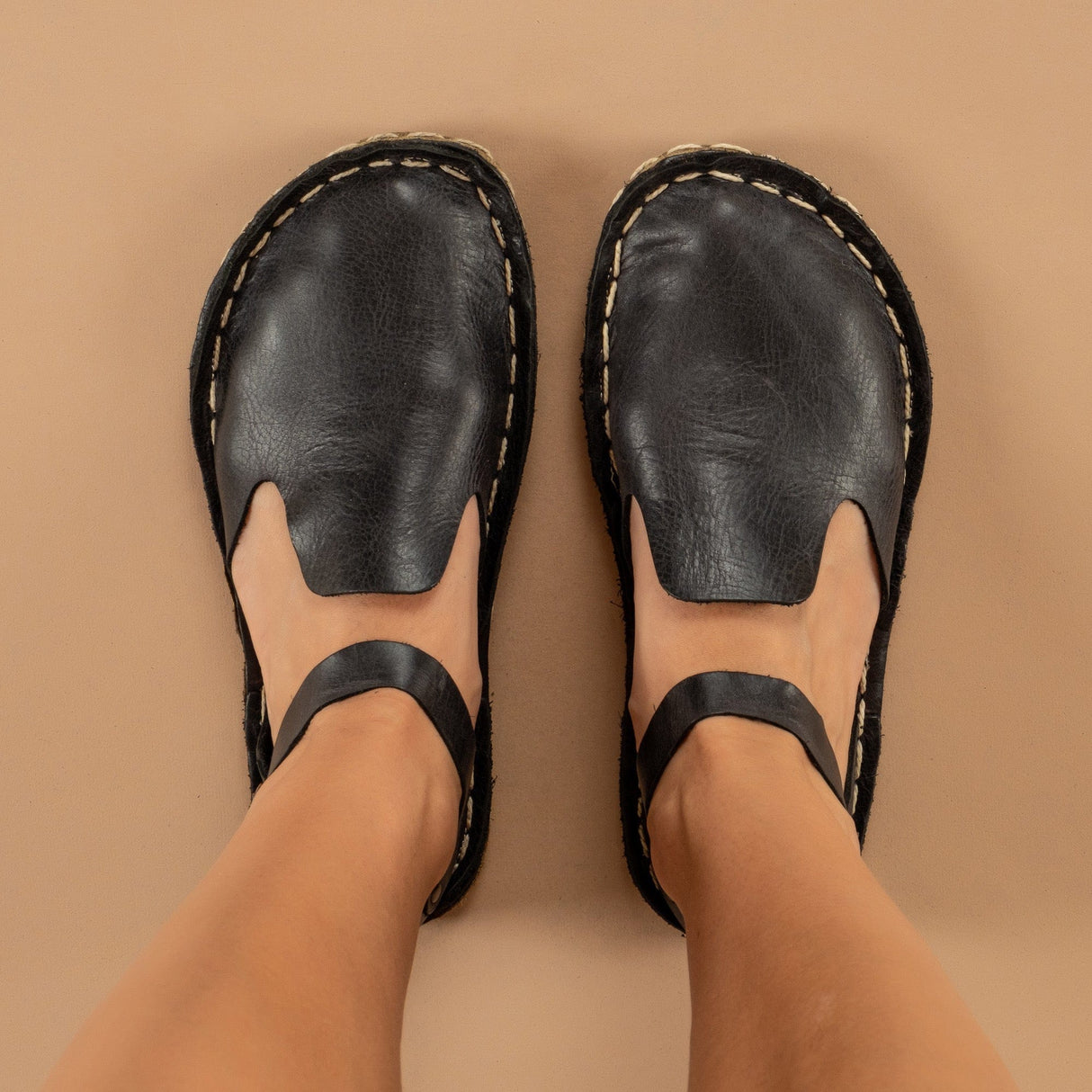 Black Closed Toe Barefoot Sandals from Atlantis Handmade Shoes