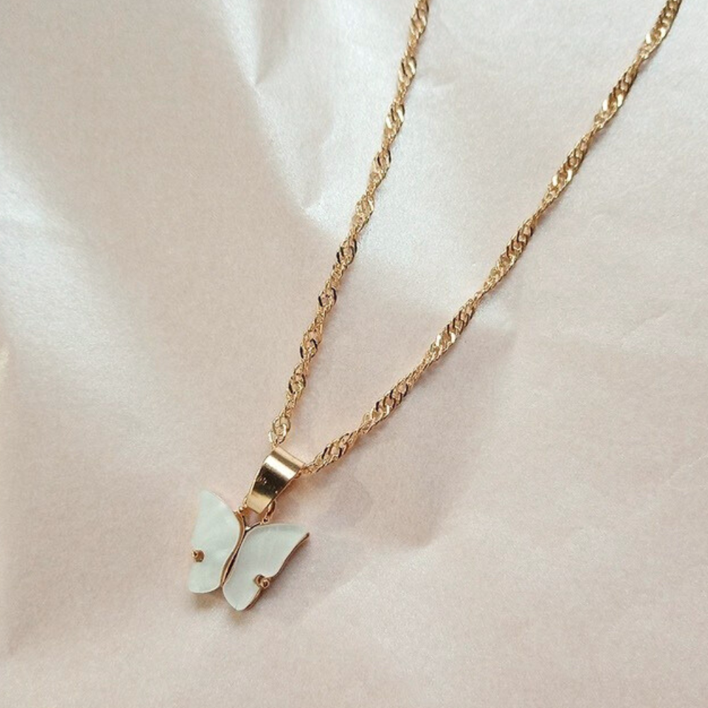 DAINTY BUTTERFLY NECKLACE from Ashlen