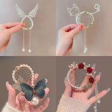 SPARKLING PEARL HAIR CLIPS from Ashlen
