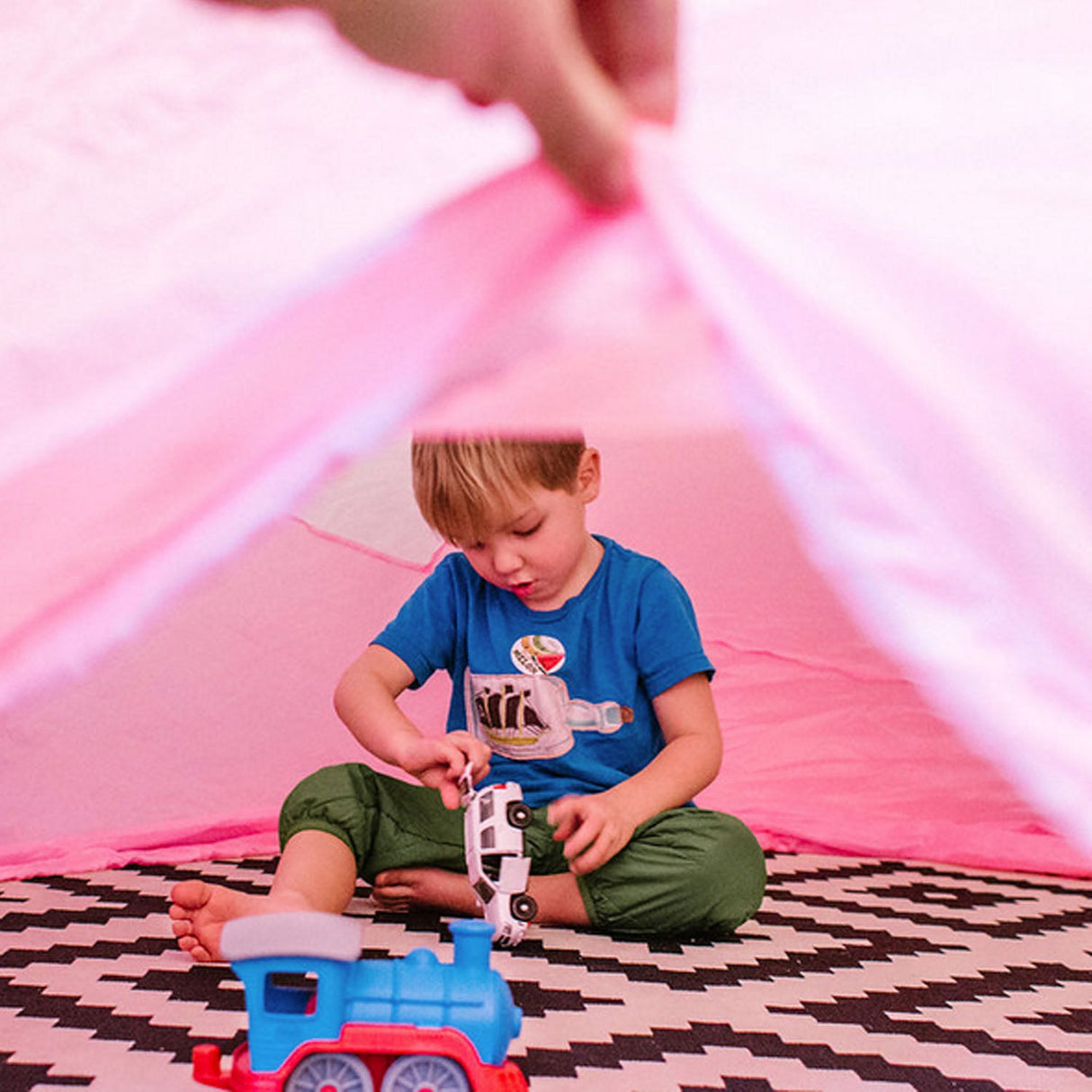 The Original AirFort - Pretty In Pink from AirFort.com