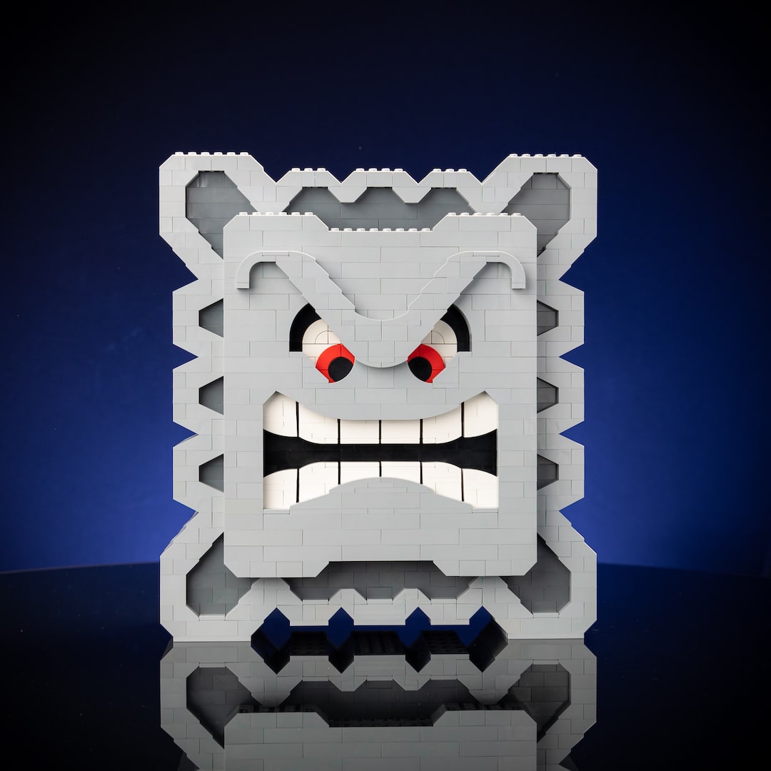 Life-Sized Angry Block from Bricker Builds