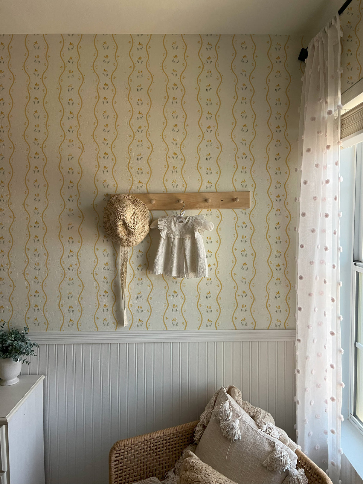 Annabelle Wallpaper by Melissa Johnson from Loomwell Home Goods