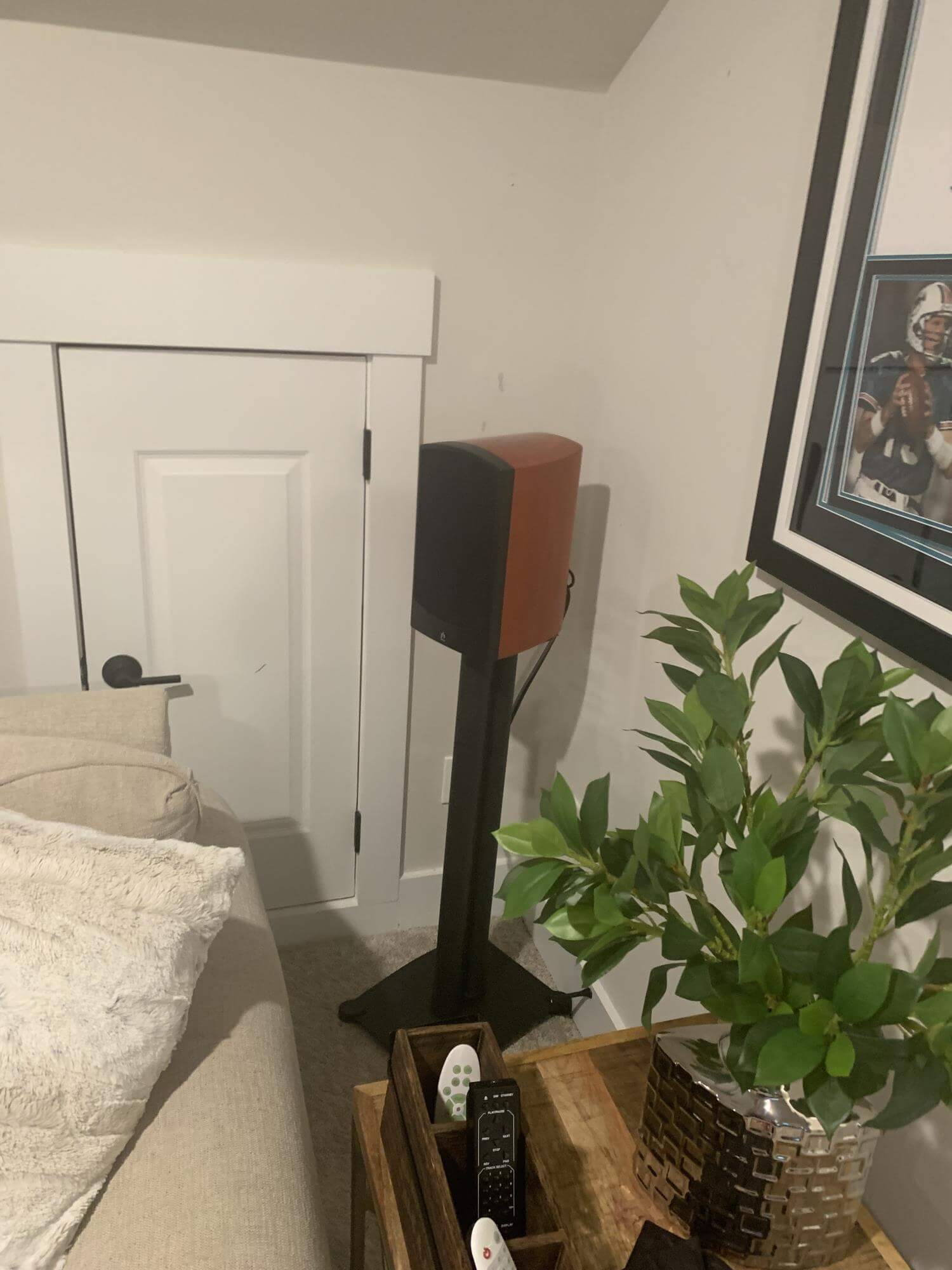 Verus V5B Bookshelf Speaker Pair from Aperion Audio