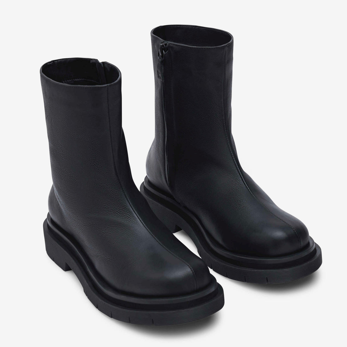 Arlo Lugsole Chelsea Boots From Rotunda