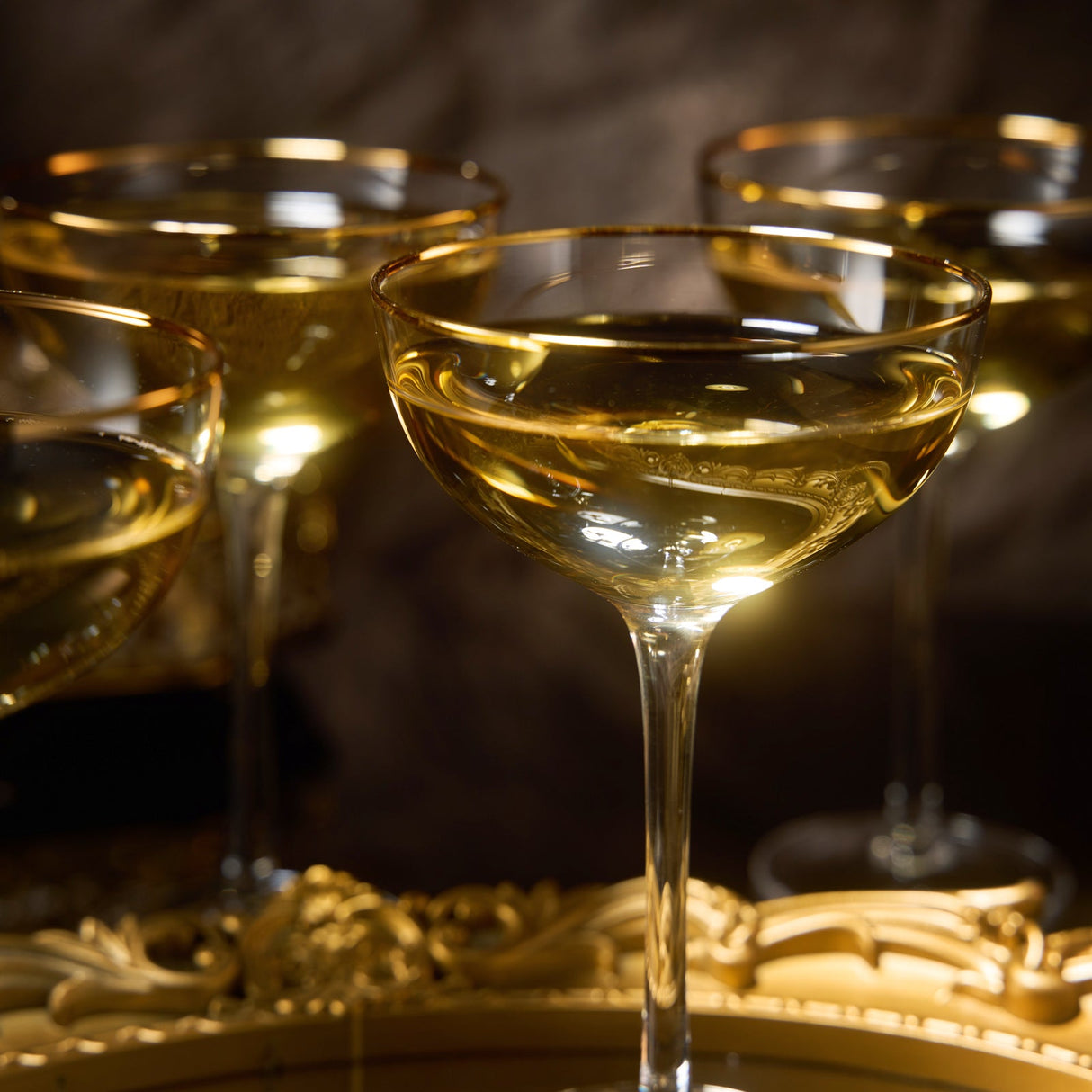 Vintage Crystal Champagne Coupe Gold Rim Glasses | Set of 2 | 7 oz, Gilded Rim Classic Cocktail Glassware - Martini, Manhattan, Cosmopolitan, Sidecar, Daiquiri | 1920s Style Saucer Goblets | Gift Box from The Wine Savant