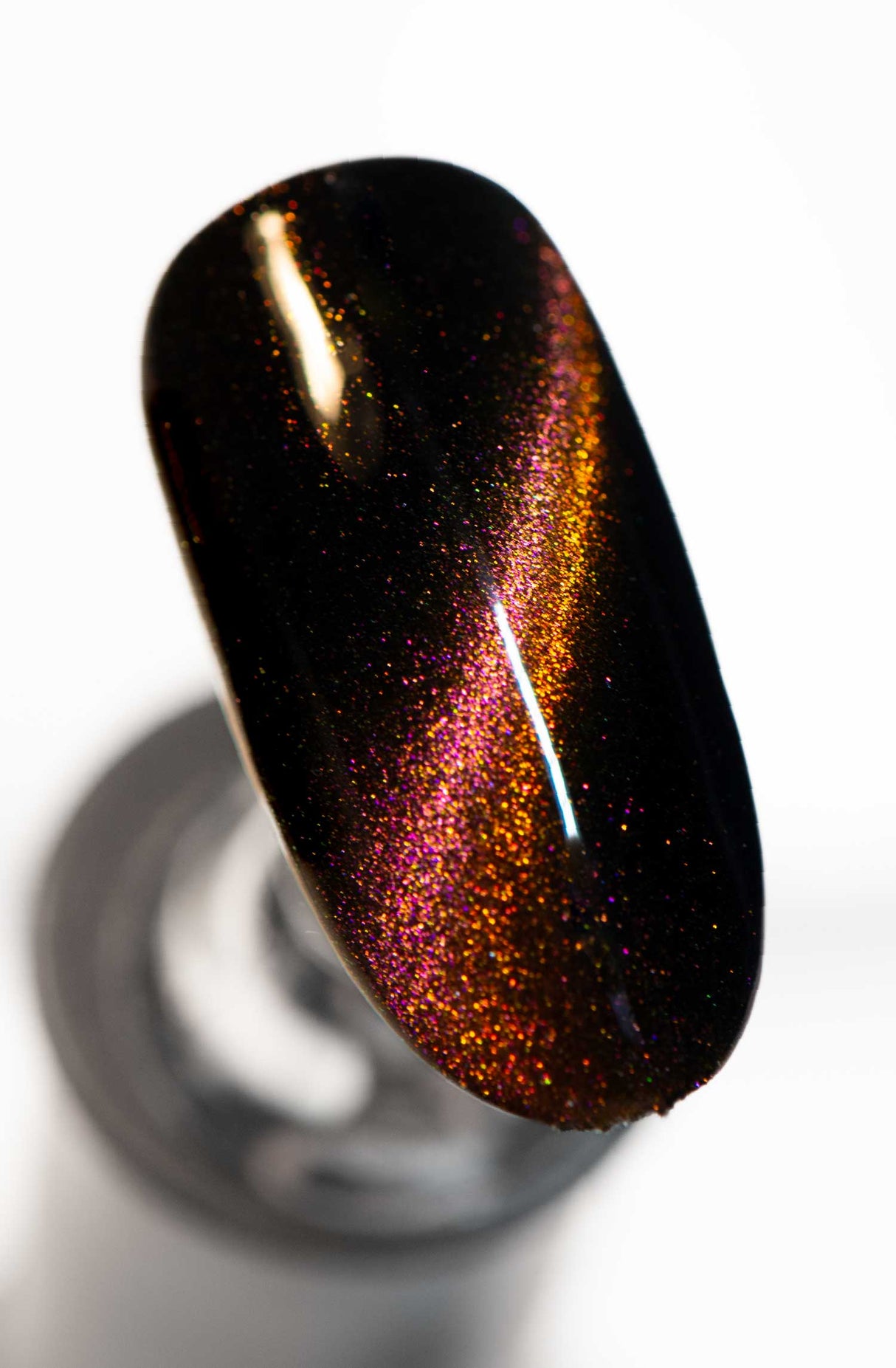 Athena - Chameleon Cats Eye Gel Polish from UberChic Beauty