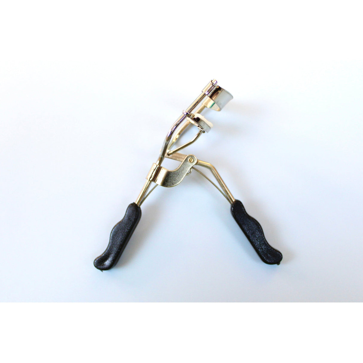 EYELASH CURLER from Prolux Cosmetics