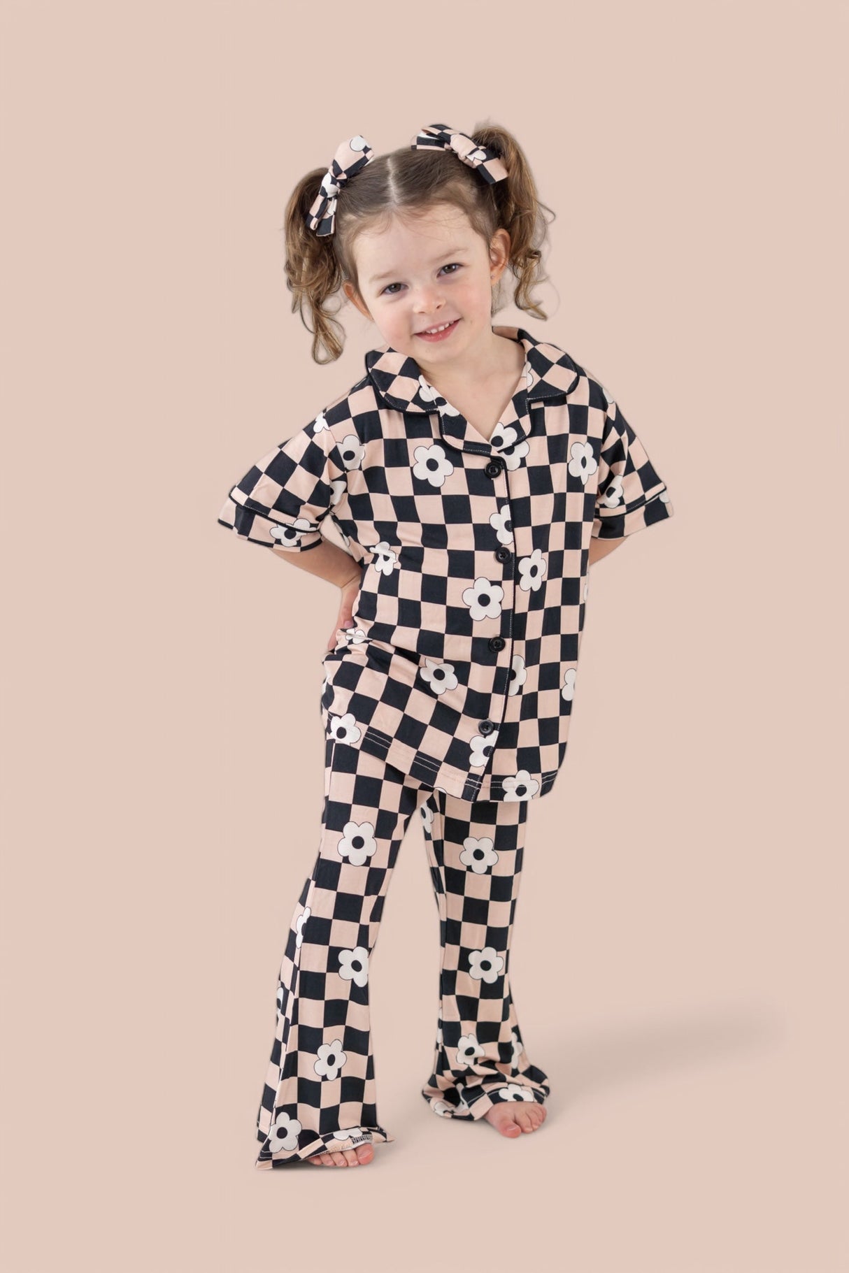RETRO DAISY CHECKS SHORT SLEEVE DREAM GIRL'S FLARE SET from DREAM BIG LITTLE CO