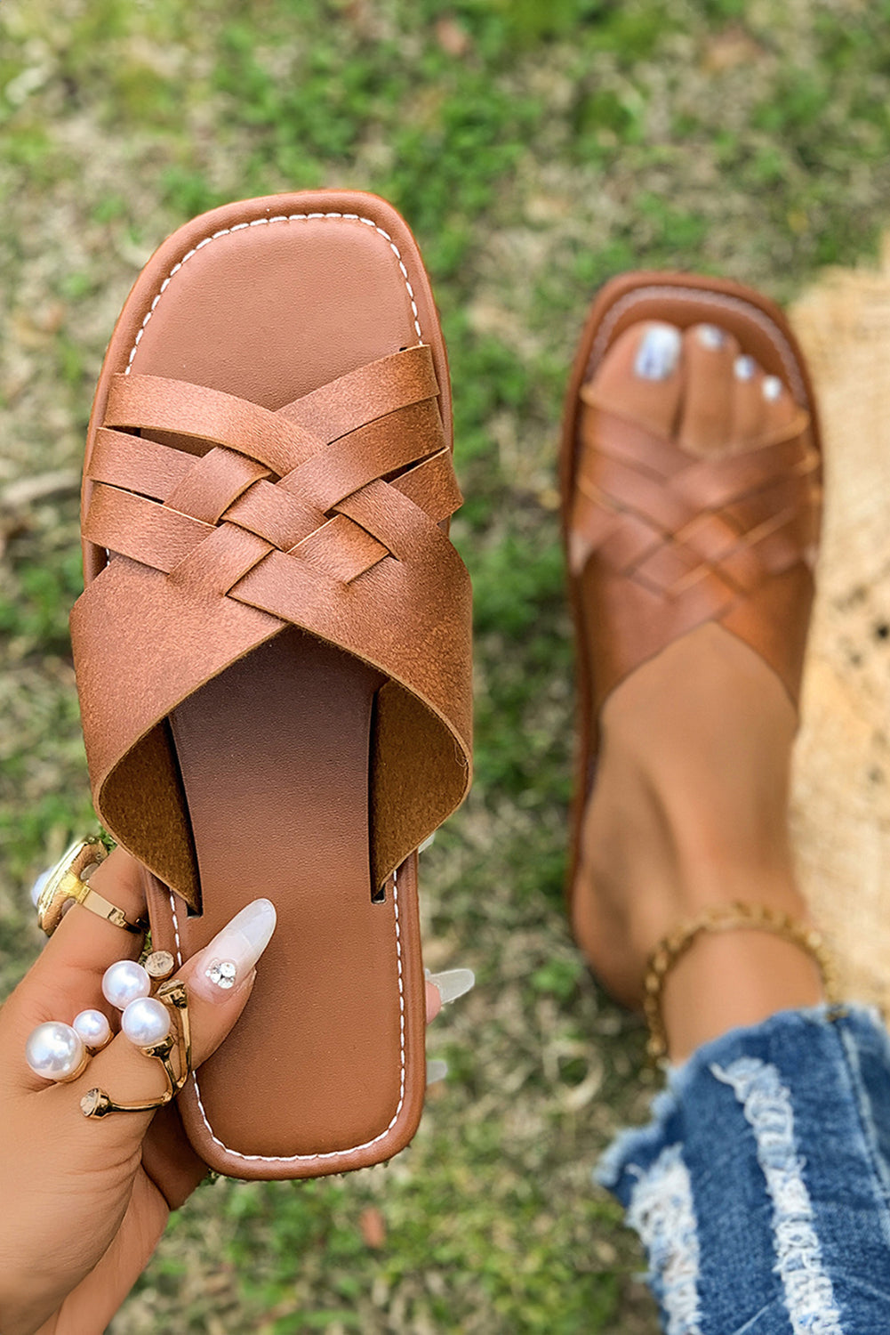 Ana Crossed Woven Flat Slippers from Threaded Pear