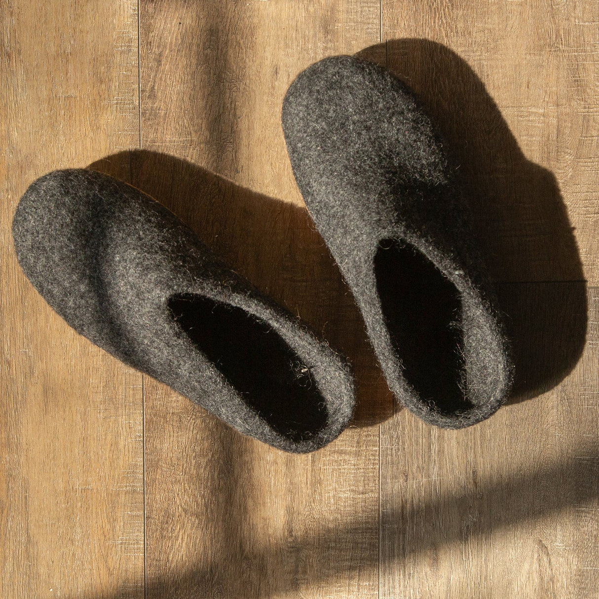 Stone Gray | Mens Organic Merino Wool Slippers from Fuzzy Cove