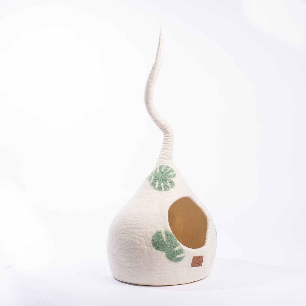 Leaf Design | Tail Style Cave from Fuzzy Cove