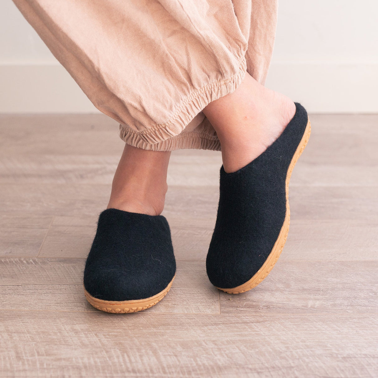 Night Black | Luxury Organic Merino Wool Slippers from Fuzzy Cove