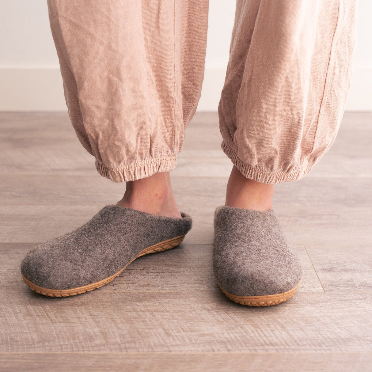 Earth Brown | Luxury Organic Merino Wool  from Fuzzy Cove