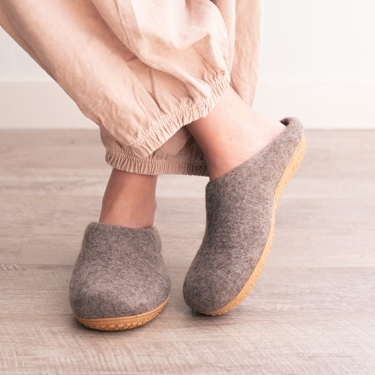 Earth Brown | Luxury Organic Merino Wool  from Fuzzy Cove