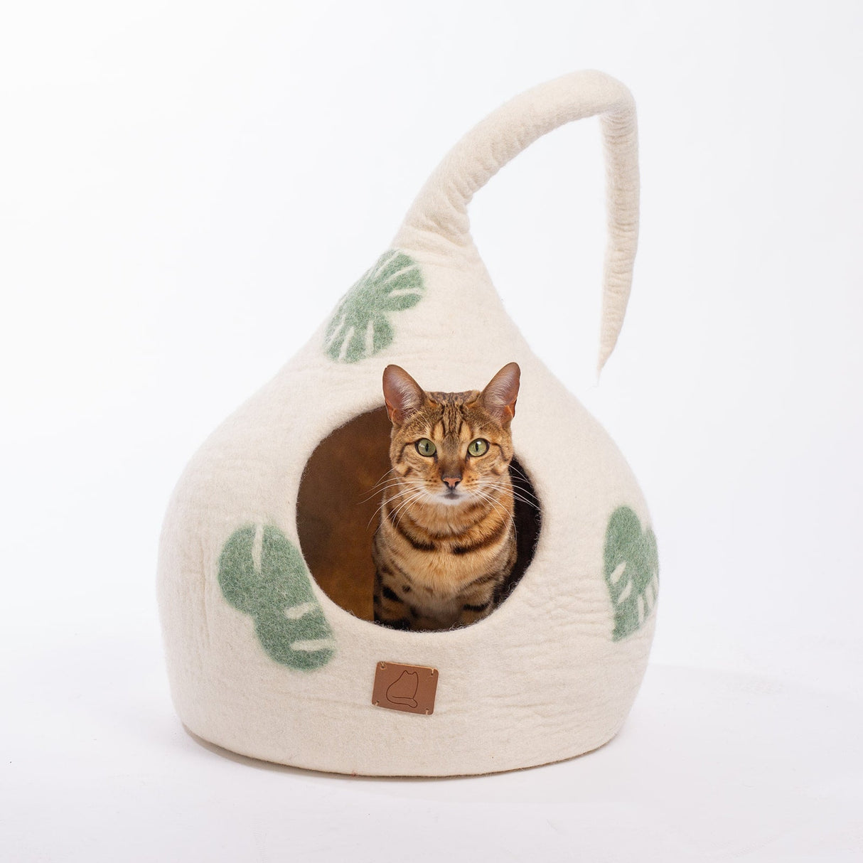 Leaf Design | Tail Style Cave from Fuzzy Cove
