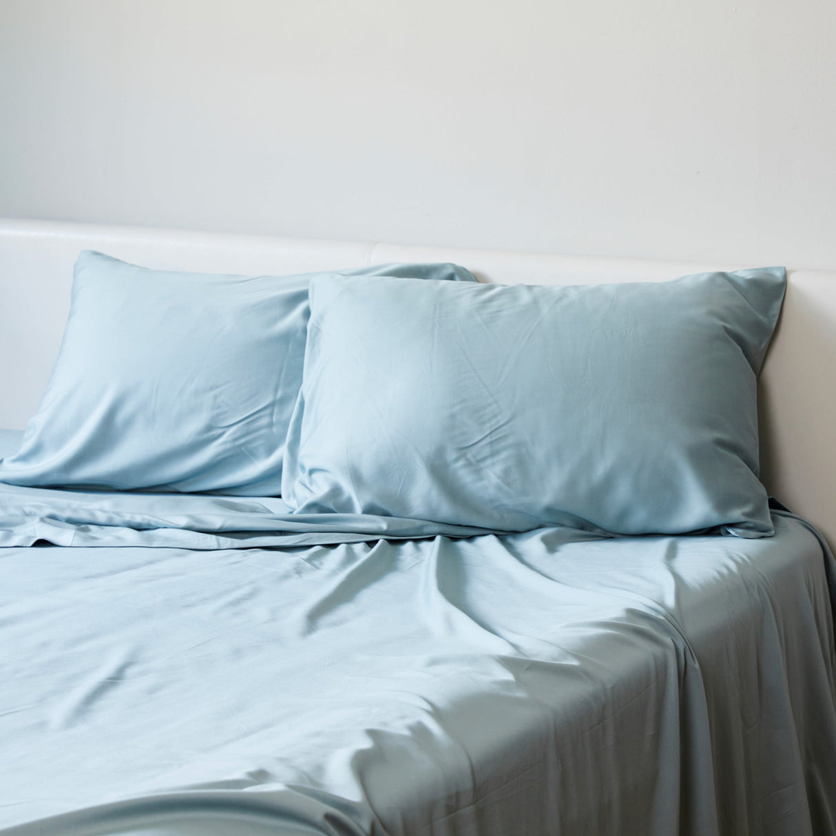 Bamboo Fitted Sheet - Sky - Final Sale/No Returns from BedVoyage