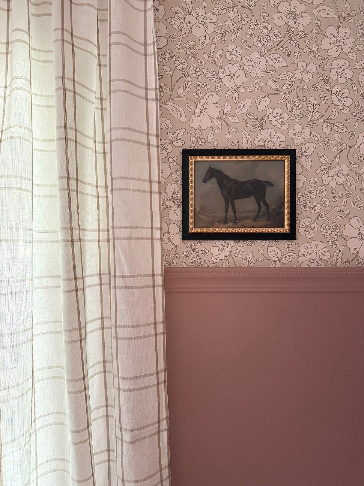 Beatrice Wallpaper by Daphne and Sage from Loomwell Home Goods