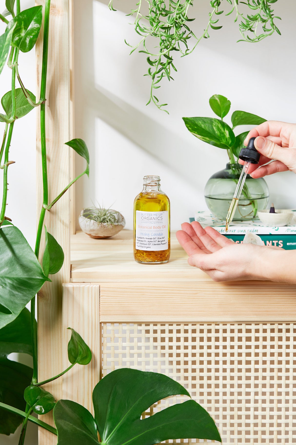 Botanical Body Oil -BOTANICAL COLLECTION - Organic Body Lotion Moisturizer From Butter Me Up Organics